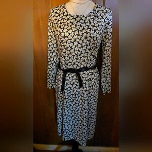 Vintage Floral Black and White Floral Dress With Belt
